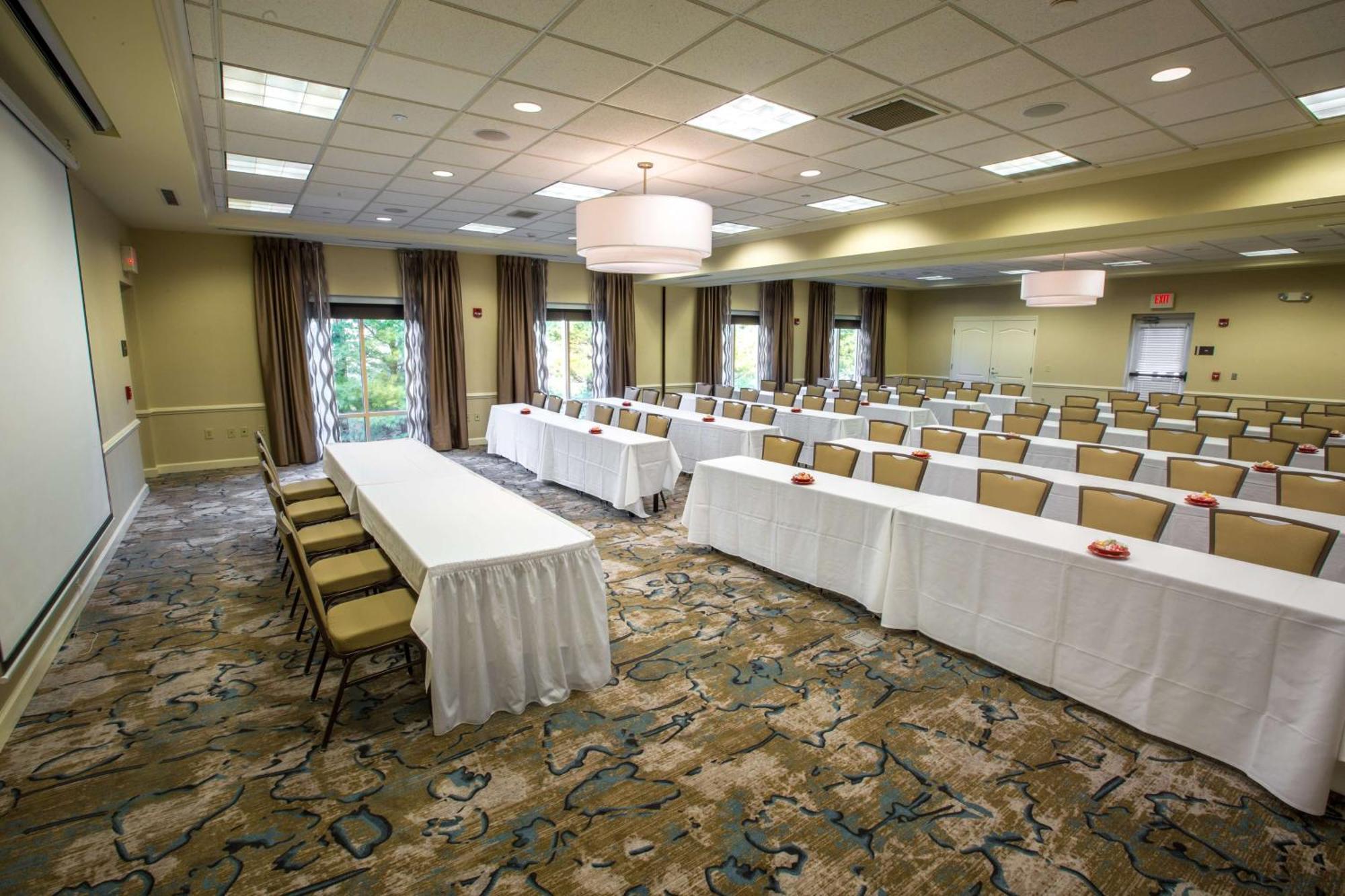 Hilton Garden Inn State College Buitenkant foto